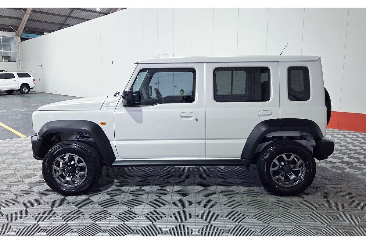2023 Suzuki Jimny GLX GJ