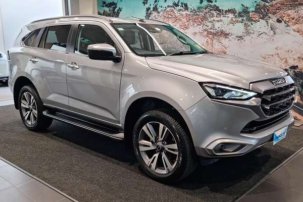 2024 Isuzu MU-X LS-T