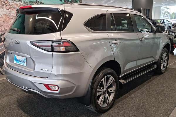 2024 Isuzu MU-X LS-T