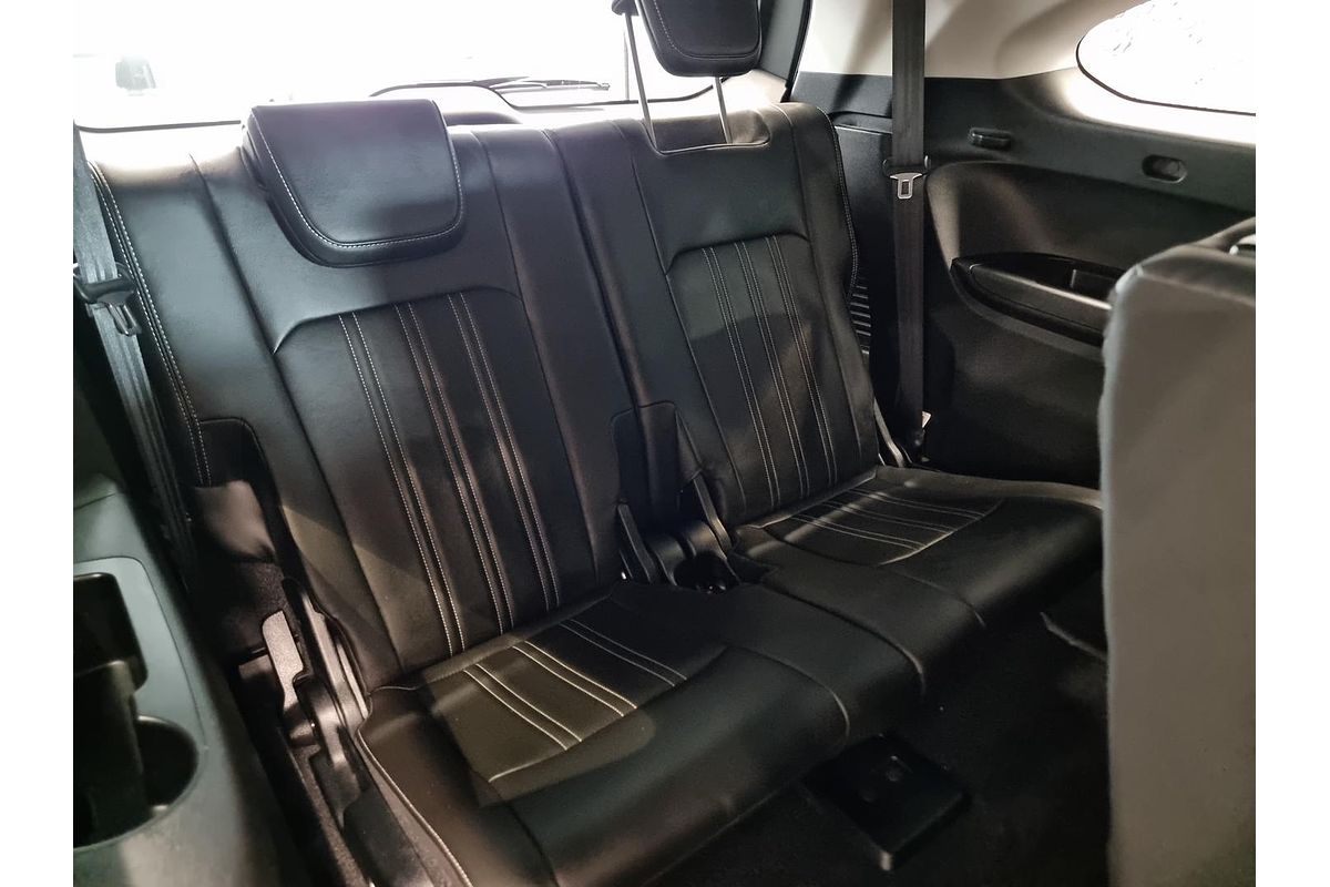 2024 Isuzu MU-X LS-T
