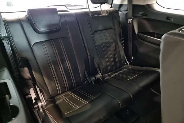 2024 Isuzu MU-X LS-T