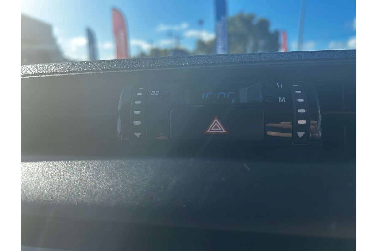 2023 Toyota Hilux SR GUN126R 4X4