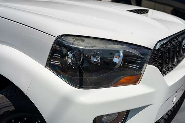 2020 Mahindra PIK-UP S6+