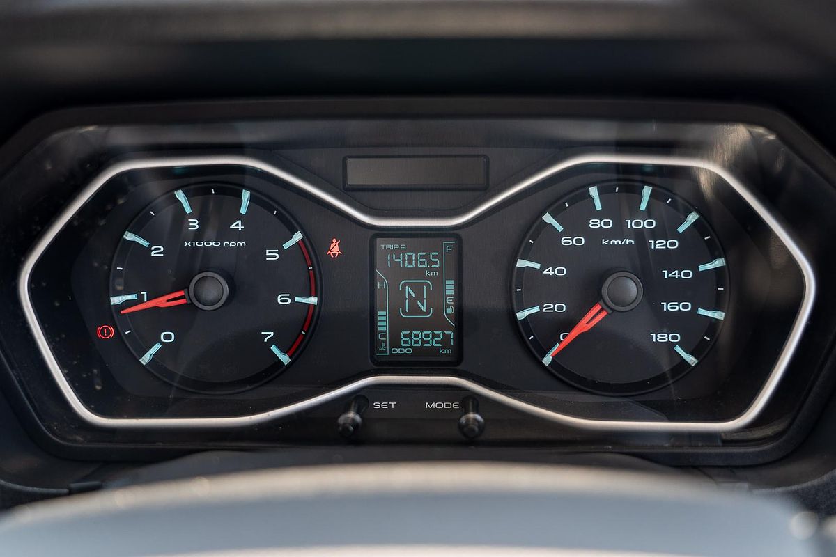 2020 Mahindra PIK-UP S6+