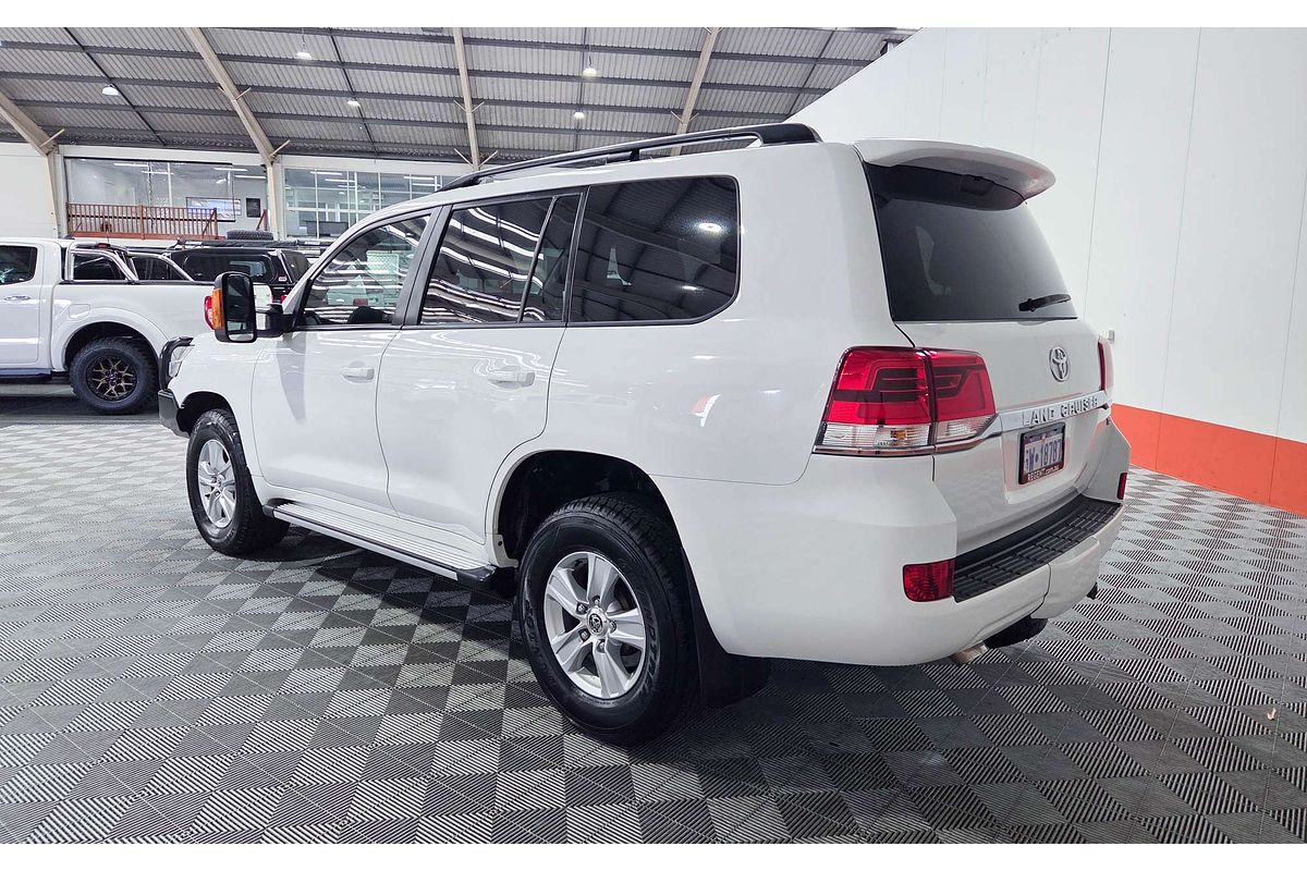 2016 Toyota Landcruiser GXL VDJ200R