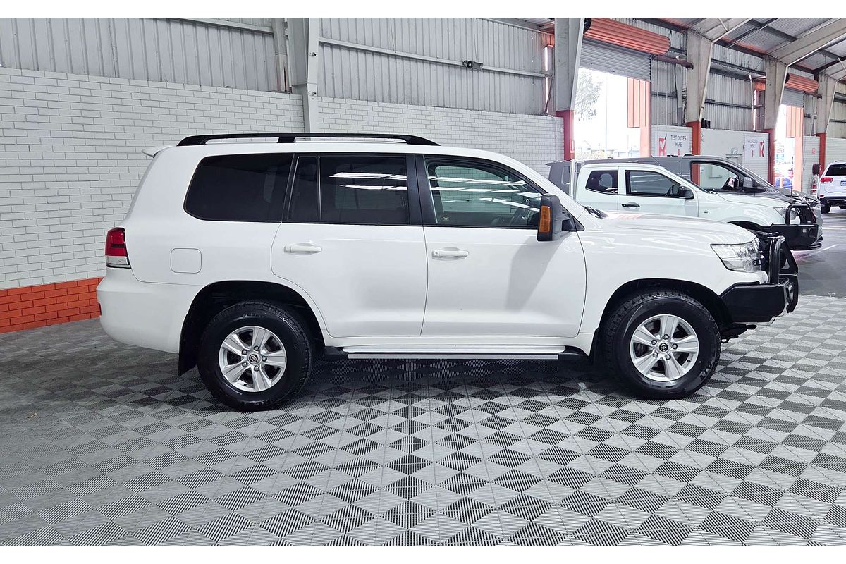 2016 Toyota Landcruiser GXL VDJ200R