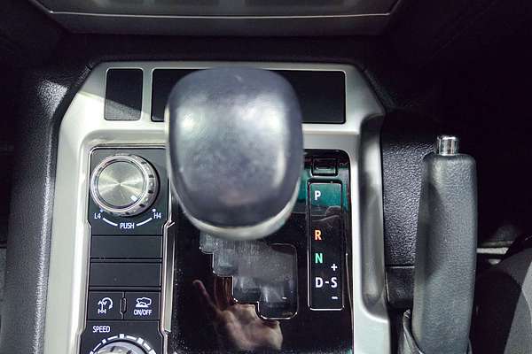 2016 Toyota Landcruiser GXL VDJ200R