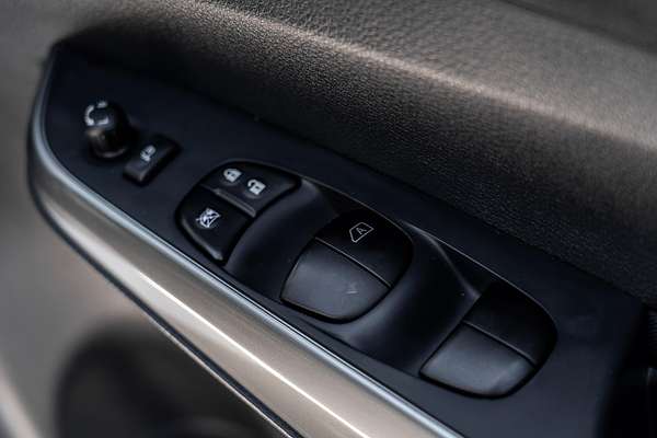 2023 Nissan Navara ST D23 4X4
