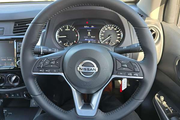 2024 Nissan Navara ST D23 4X4