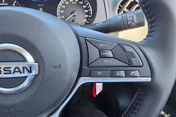 2024 Nissan Navara ST D23 4X4