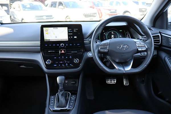 2022 Hyundai IONIQ Hybrid Premium AE.V4