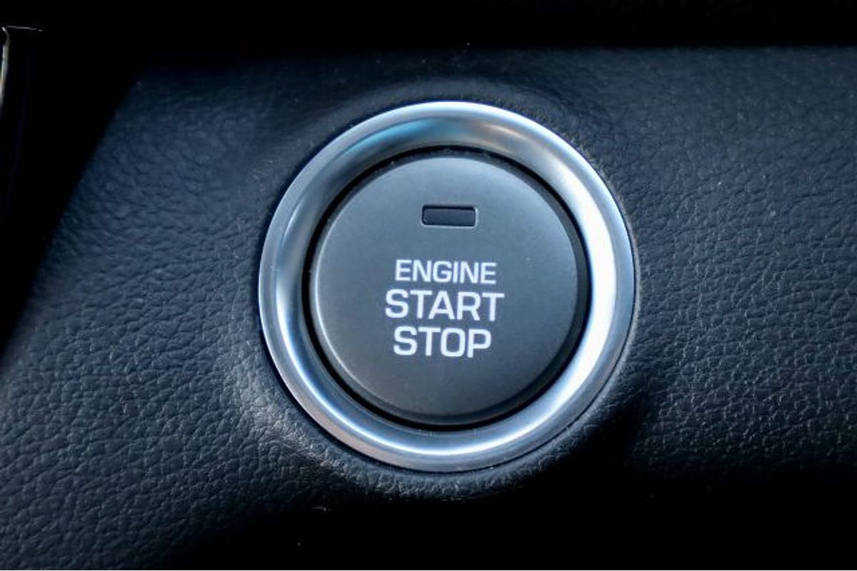 2022 Hyundai IONIQ Hybrid Premium AE.V4