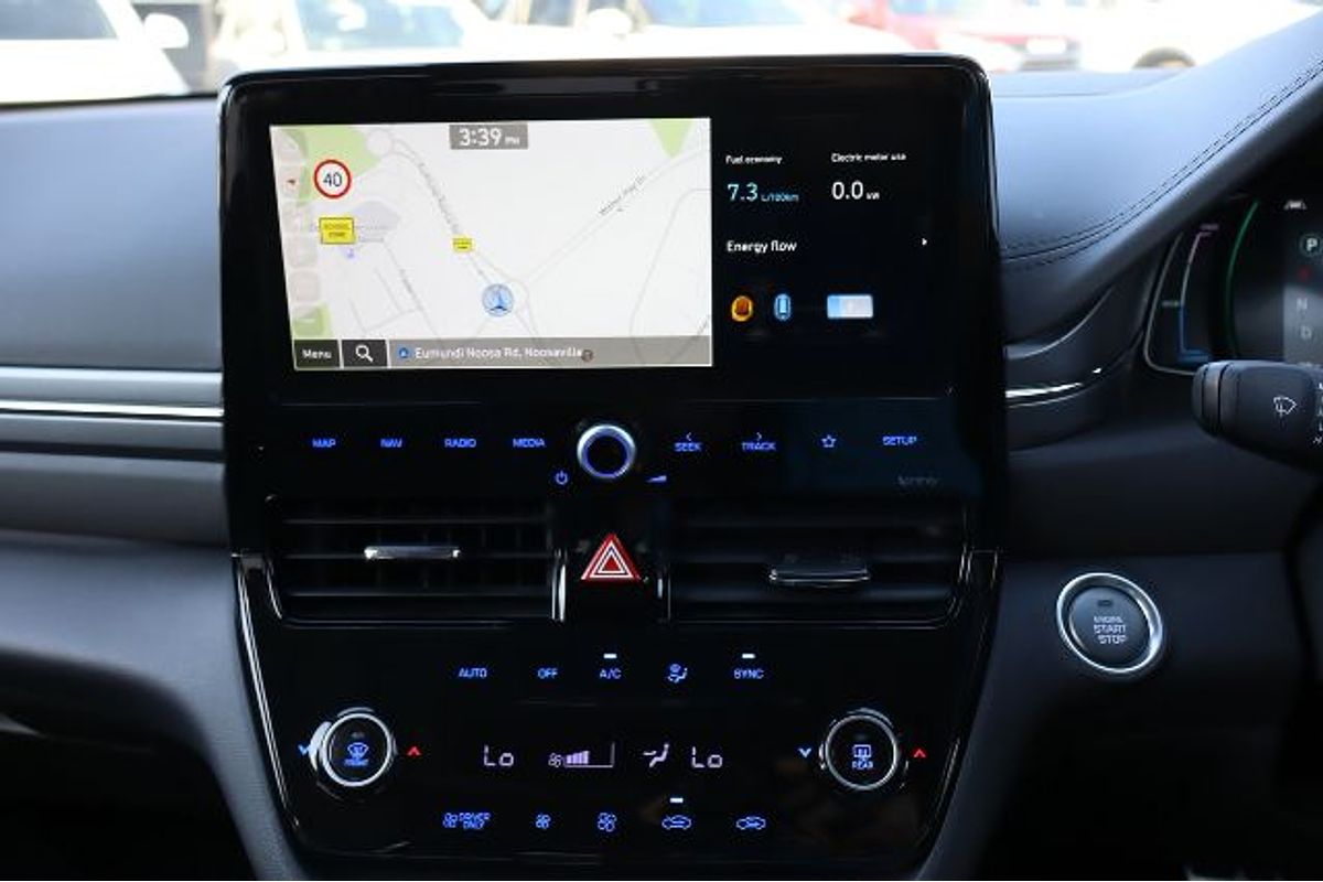 2022 Hyundai IONIQ Hybrid Premium AE.V4