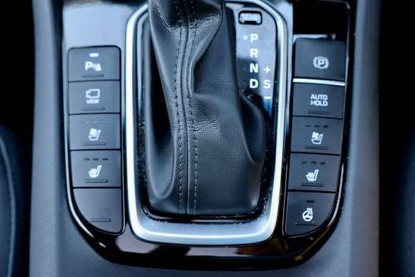 2022 Hyundai IONIQ Hybrid Premium AE.V4