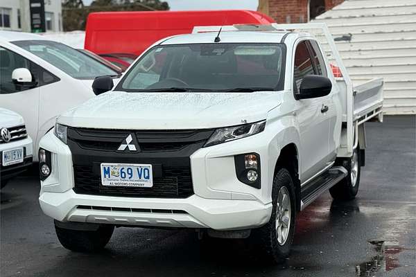2020 Mitsubishi Triton GLX+ MR 4X4