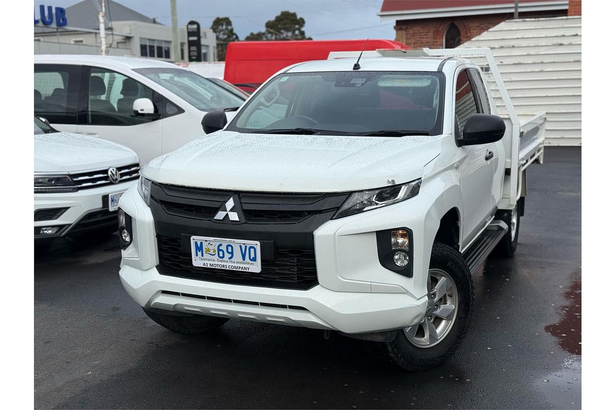 2020 Mitsubishi Triton GLX+ MR 4X4