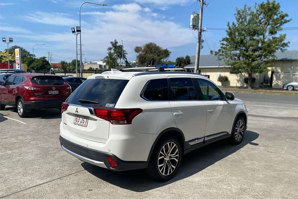 2017 Mitsubishi Outlander LS Safety Pack ZK