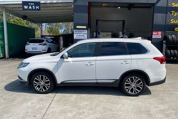 2017 Mitsubishi Outlander LS Safety Pack ZK