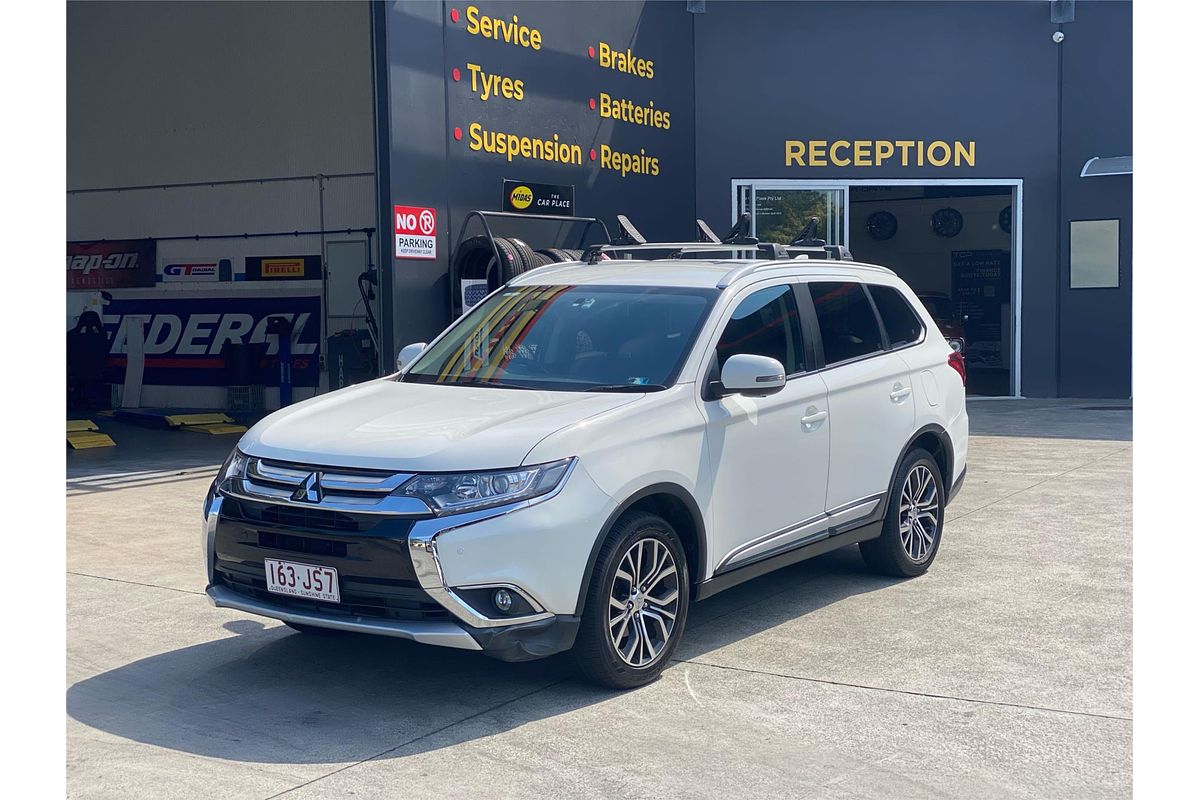 2017 Mitsubishi Outlander LS Safety Pack ZK