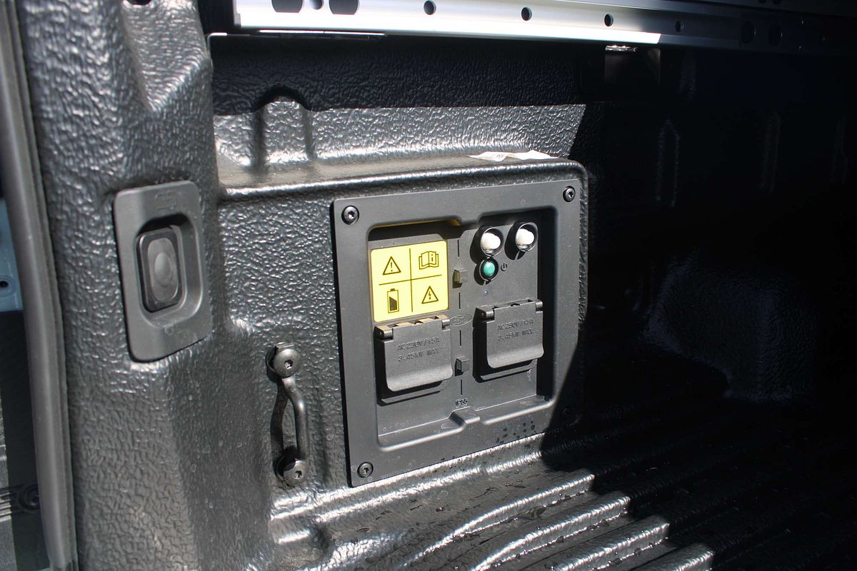 2025 Ford Ranger PHEV Stormtrak 4X4 2.3L