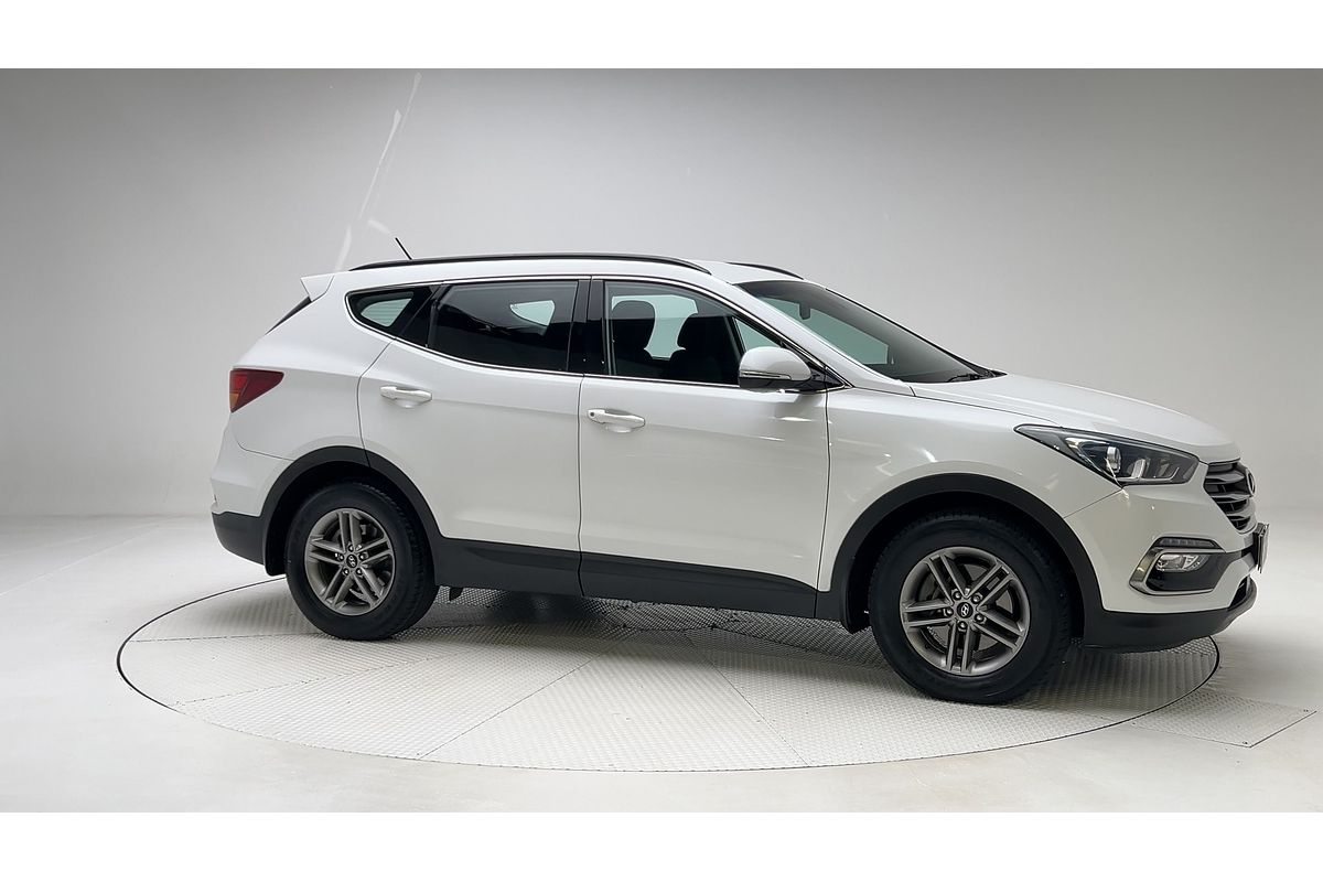 2017 Hyundai Santa Fe Active DM5 Series II