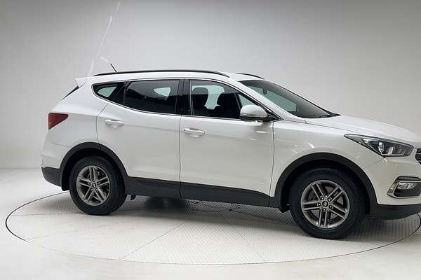 2017 Hyundai Santa Fe Active DM5 Series II