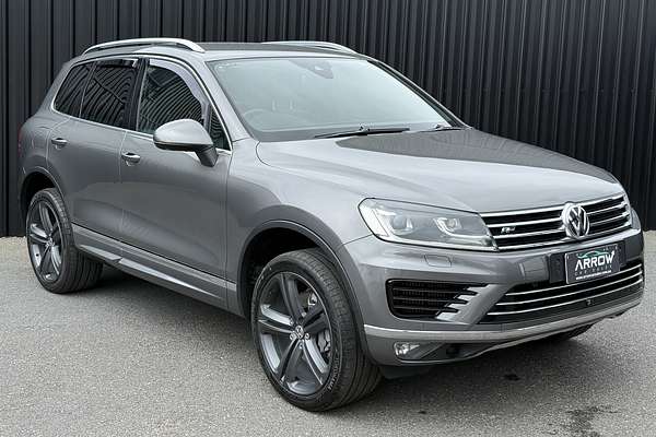 2015 Volkswagen Touareg V8 TDI R-Line 7P