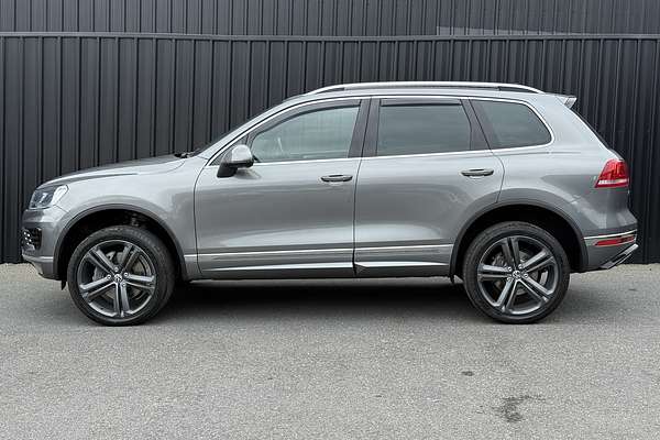 2015 Volkswagen Touareg V8 TDI R-Line 7P