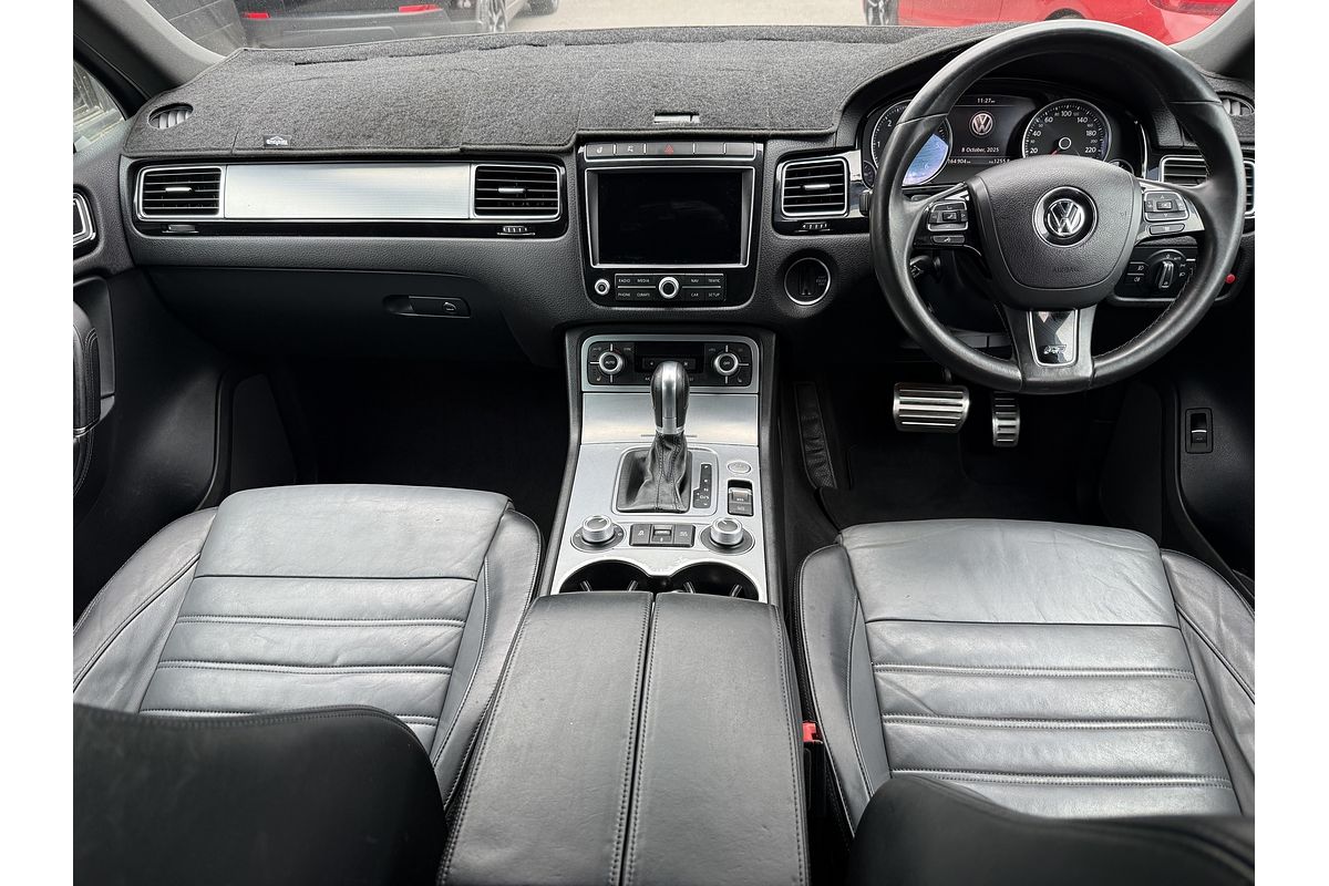 2015 Volkswagen Touareg V8 TDI R-Line 7P
