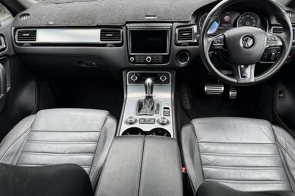 2015 Volkswagen Touareg V8 TDI R-Line 7P