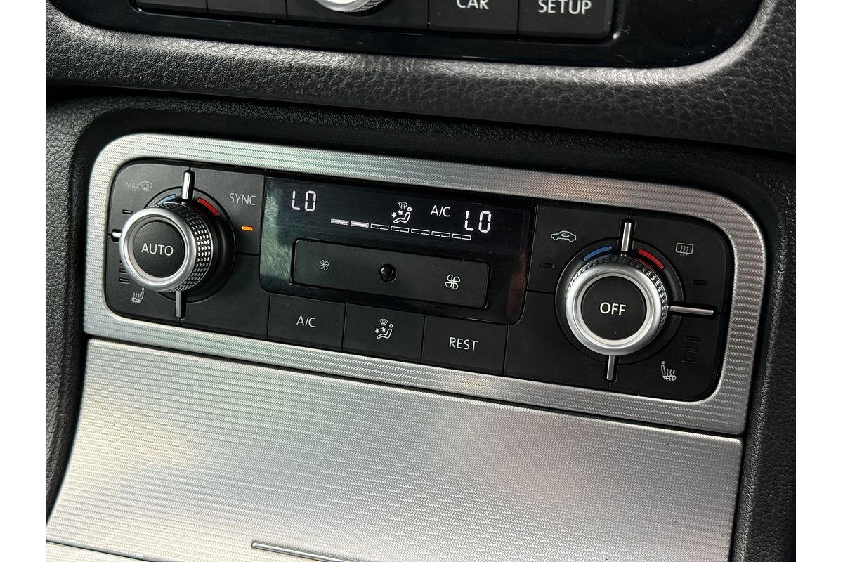 2015 Volkswagen Touareg V8 TDI R-Line 7P