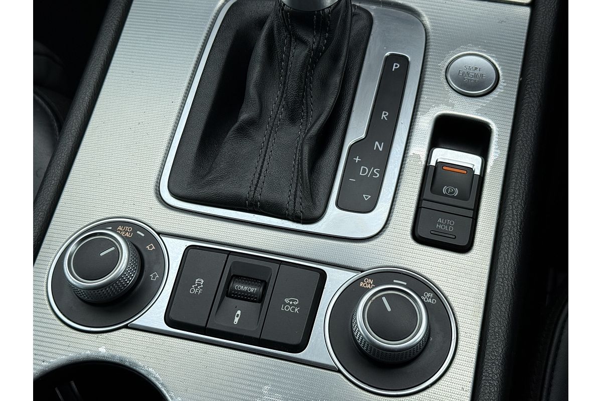 2015 Volkswagen Touareg V8 TDI R-Line 7P