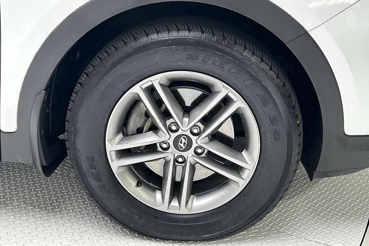 2017 Hyundai Santa Fe Active DM5 Series II