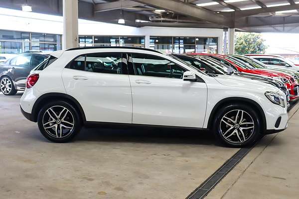 2019 Mercedes-Benz GLA-Class GLA180 X156