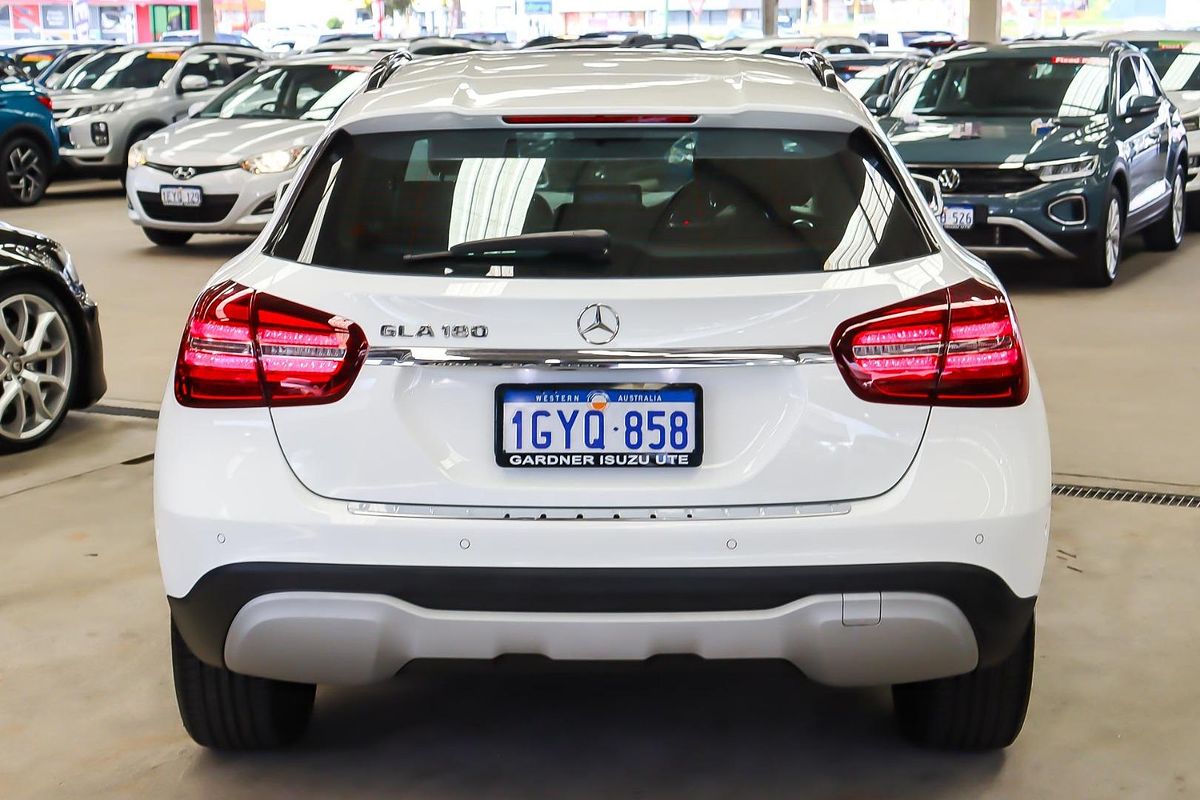 2019 Mercedes-Benz GLA-Class GLA180 X156