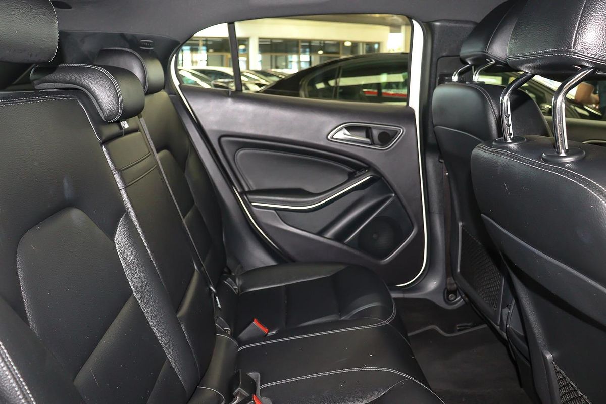 2019 Mercedes-Benz GLA-Class GLA180 X156