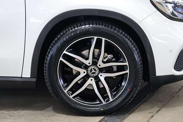 2019 Mercedes-Benz GLA-Class GLA180 X156