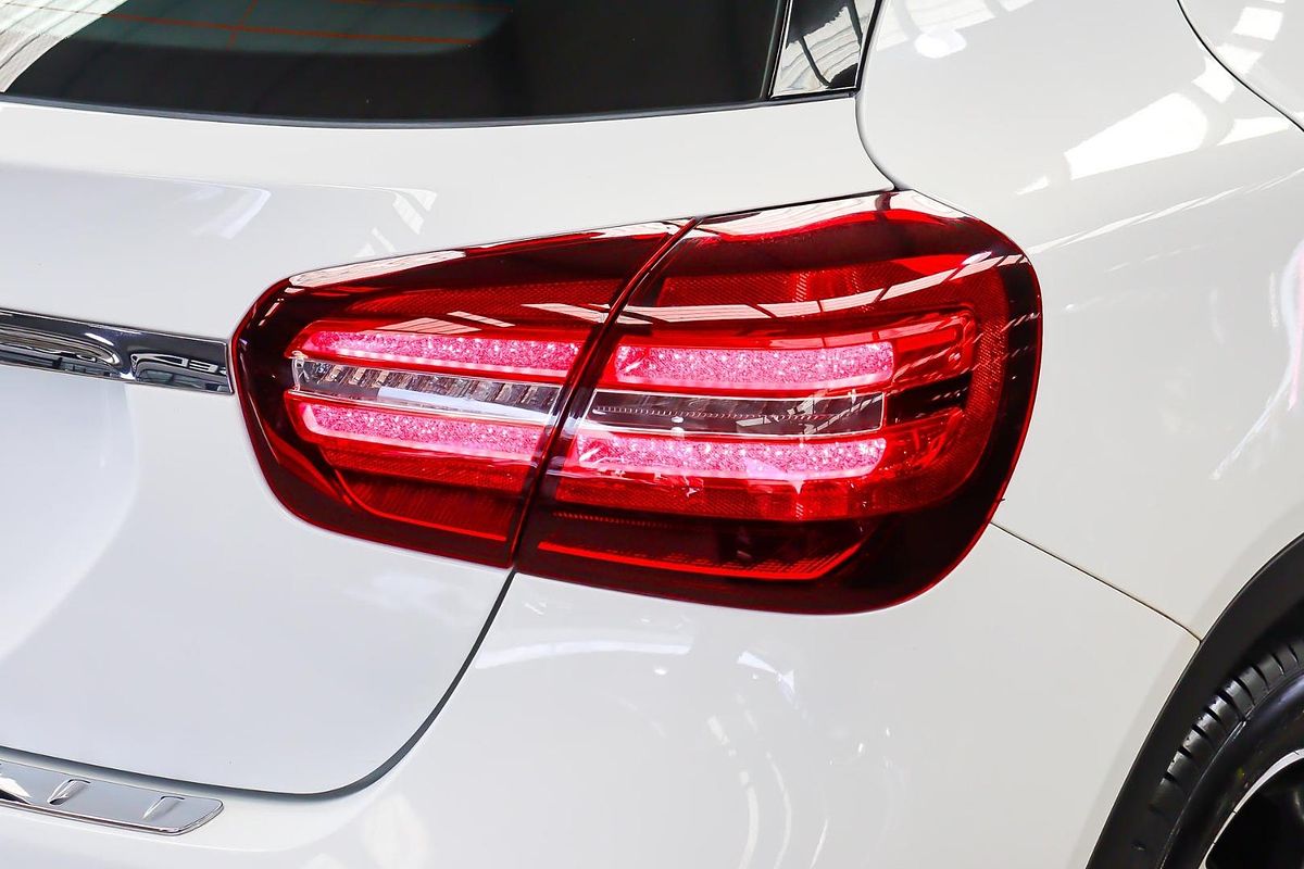 2019 Mercedes-Benz GLA-Class GLA180 X156