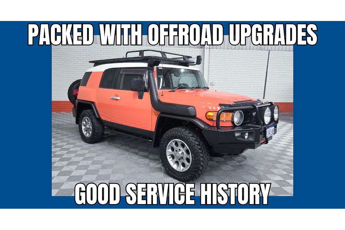 2013 Toyota FJ Cruiser GSJ15R