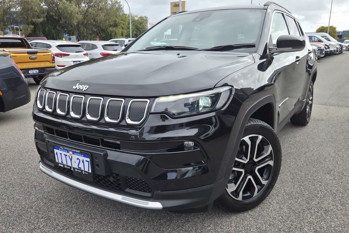 2022 Jeep Compass Limited M6