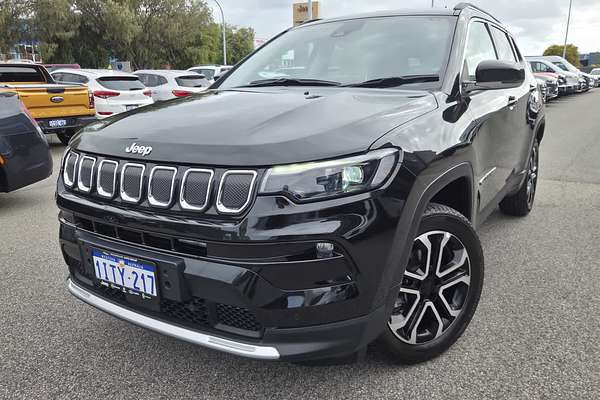 2022 Jeep Compass Limited M6