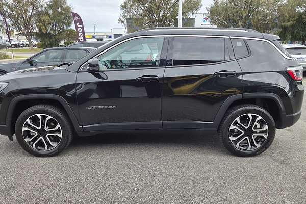 2022 Jeep Compass Limited M6