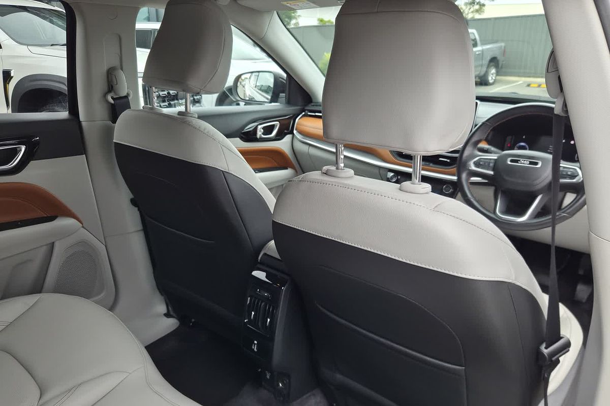 2022 Jeep Compass Limited M6