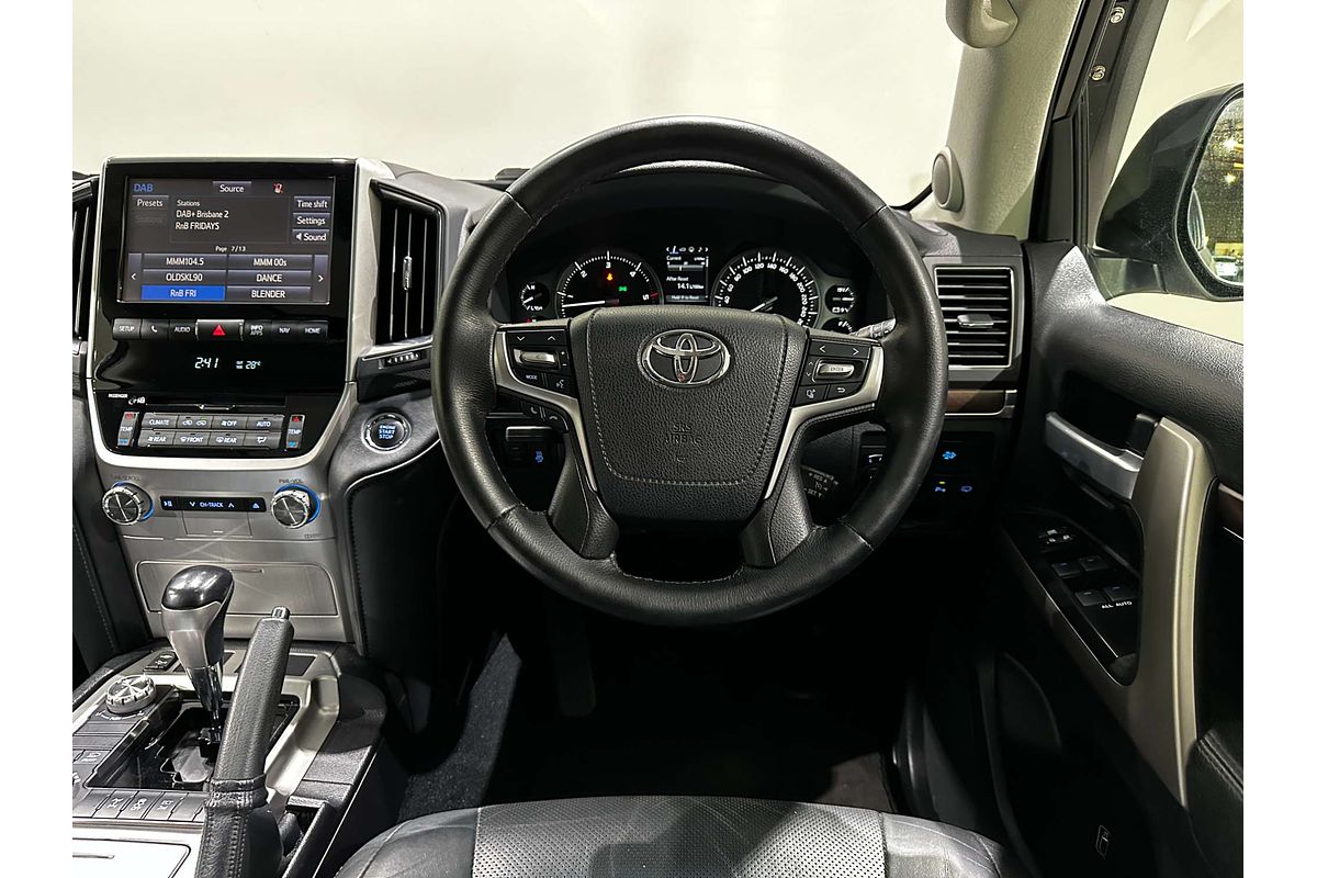2017 Toyota Landcruiser VX VDJ200R