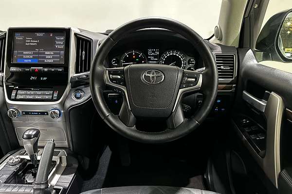 2017 Toyota Landcruiser VX VDJ200R