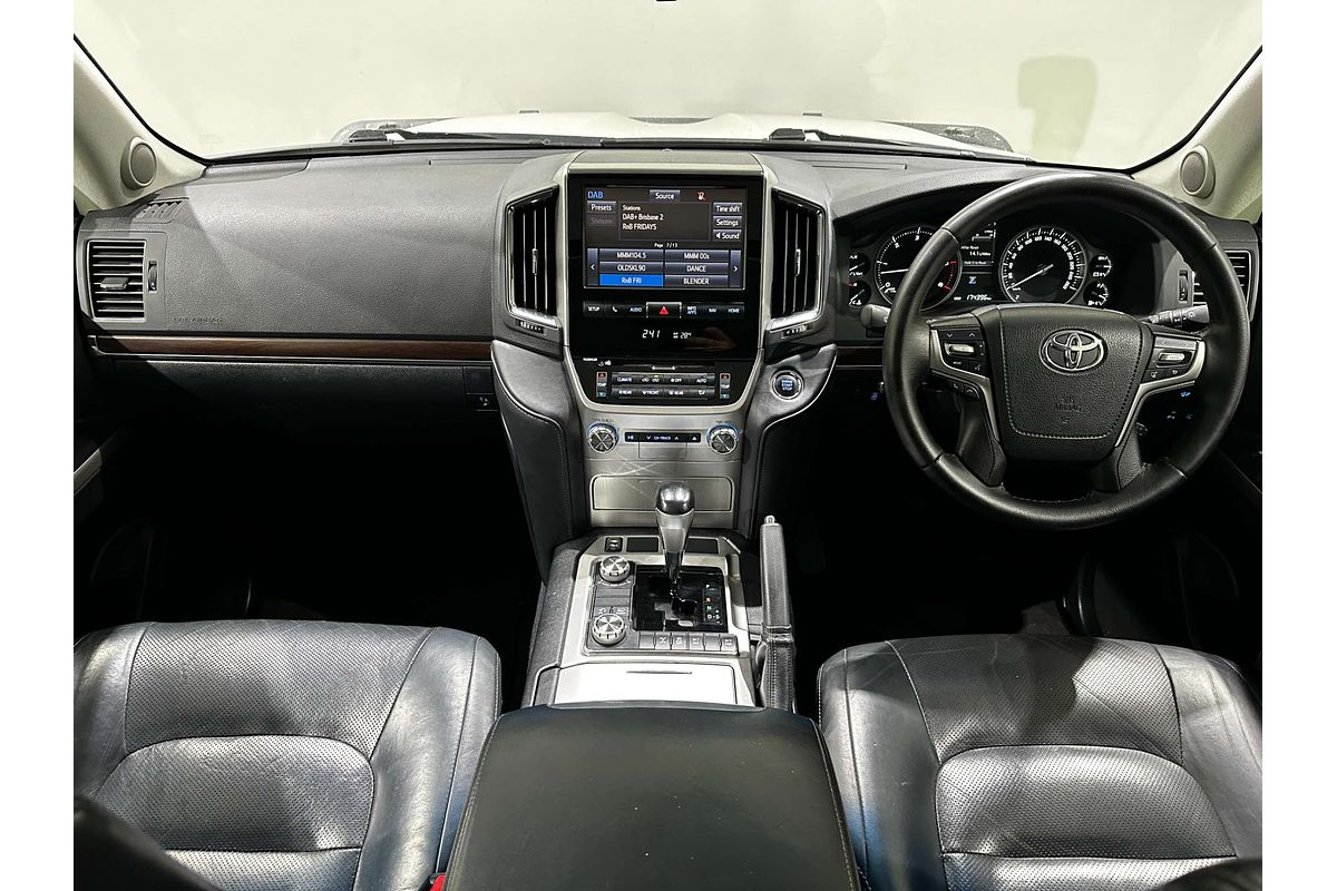 2017 Toyota Landcruiser VX VDJ200R