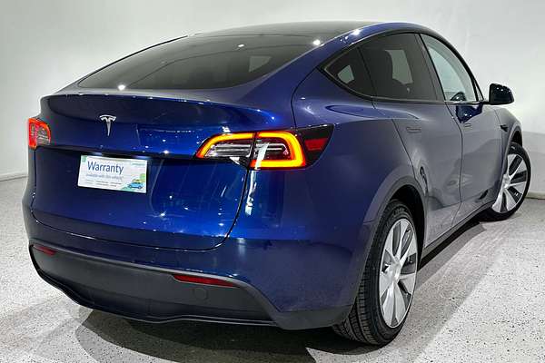 2022 Tesla Model Y Rear-Wheel Drive