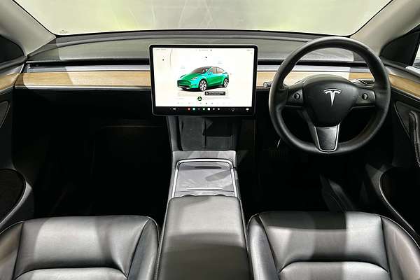 2022 Tesla Model Y Rear-Wheel Drive