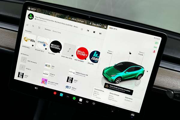 2022 Tesla Model Y Rear-Wheel Drive