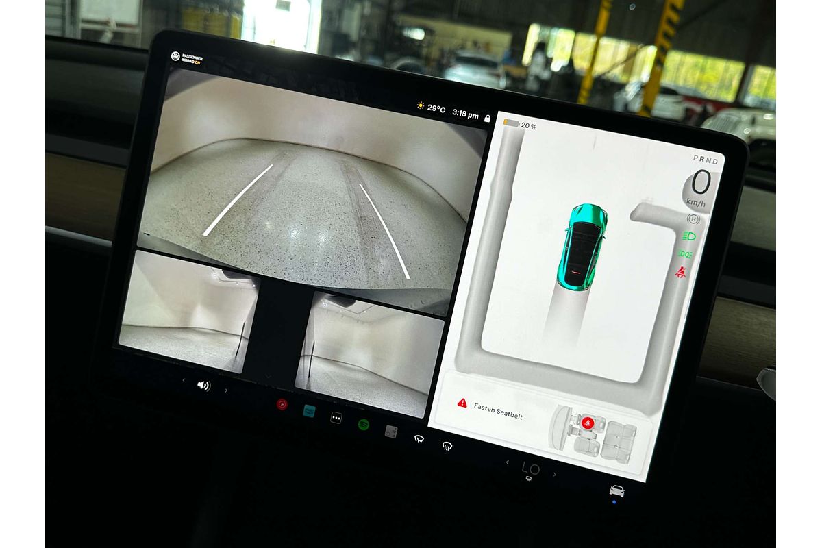 2022 Tesla Model Y Rear-Wheel Drive